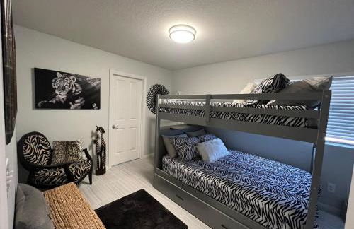 Las Vegas-Henderson, Nevada-Luxury Dream Home, Private Pool & Spa, sleeps 16 - Foto 2