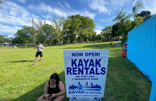 Oasis in New Jersey - 2BR NYC Access - Foto 35