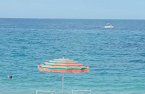 LE SORELLE Sea front -villa whit private pool - Foto 23
