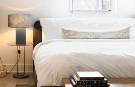 Sleeps 28 2 Units Near DT Nashville Outrider by AvantStay - Foto 34