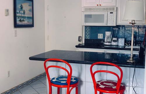 Beachfront Ocean Dr white sand paradise SoBe 311 - Foto 16