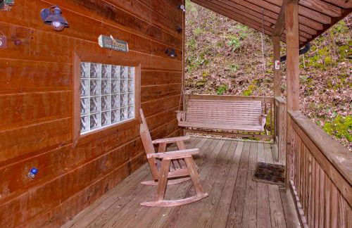 Alpine Joy-Hot Tub, Pond Access ,Cozy Cabin Retreat in the Smokies - Foto 10