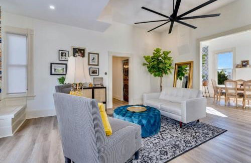 The Stanton Residence - Chic and Cozy Classic near Downtown - Foto 3