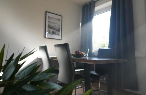 KS Stays Apartments - 2 Schlafzimmer mit 4 Einzelbetten in Bielefeld - Foto 3