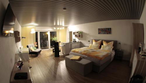 Apartment mit Burgblick im Grünen, Familie Held - Photo 3