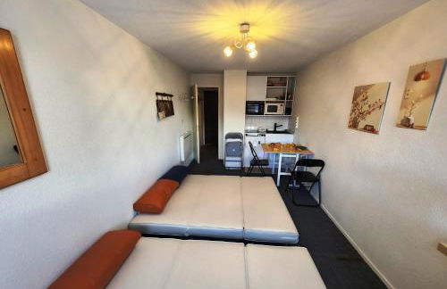 Studio pratique en RdC, au calme, avec vue - Foto 40