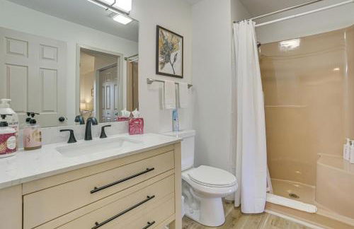 7 Mi to Dwtn - Family Condo in Harbor Springs! - Foto 14