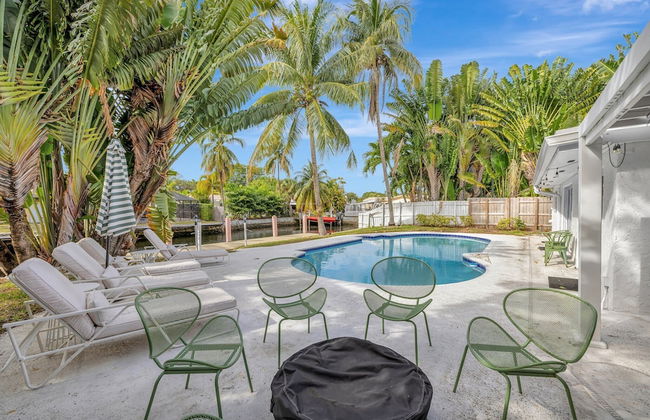 Poolside Paradise Dock & Pool! - Foto 29