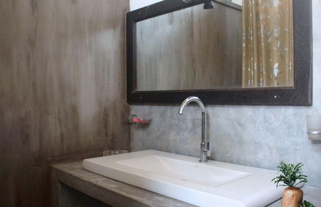 Galle Large Serviced Villa Near Beaches & Fort - Photo 13