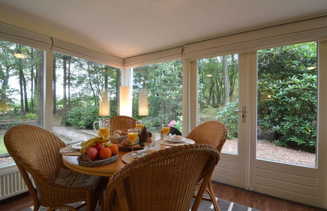 Detached Bungalow With Outdoor Fireplace - Foto 23