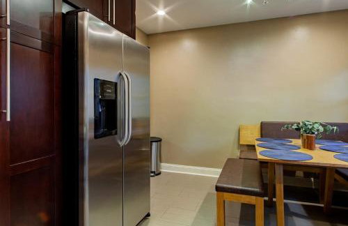 Pentagon City Homestay Parking available - Foto 5