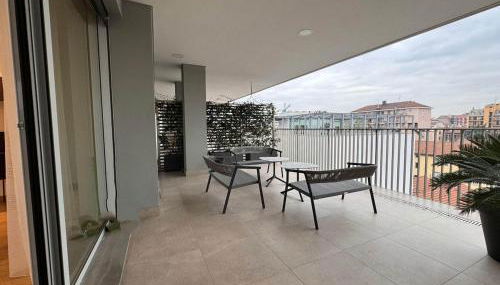 Luxury apt with Panoramic Terrace and Skyline View - Foto 3