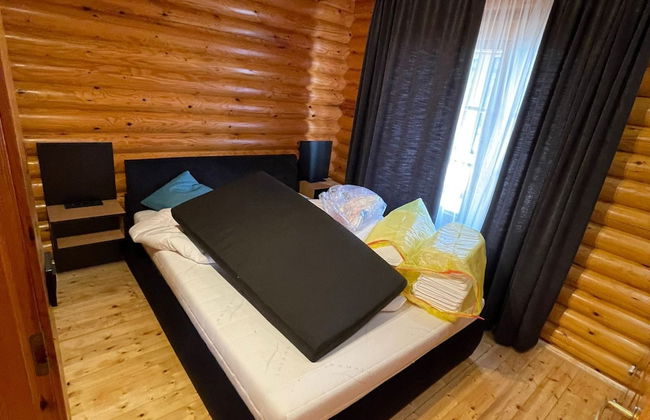 House of Five Senses - Photo 2