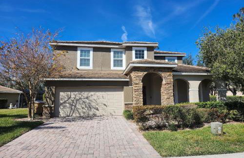 Incrível casa 5BD/5BA com piscina perto da Disney - Foto 34