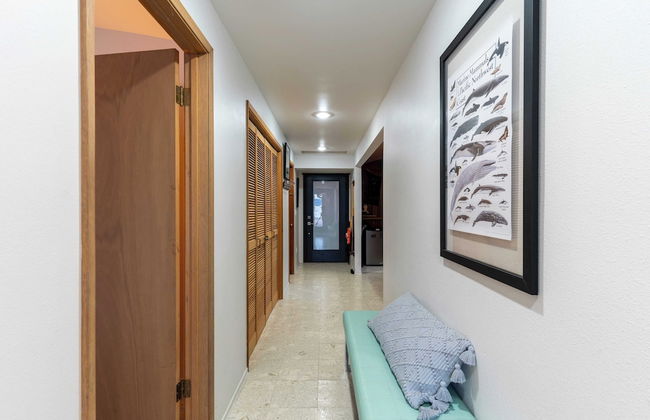 Oceanfront w/ Game Room, Fire Pit, Panoramic Views Angels Landing by Avantstay - Photo 30