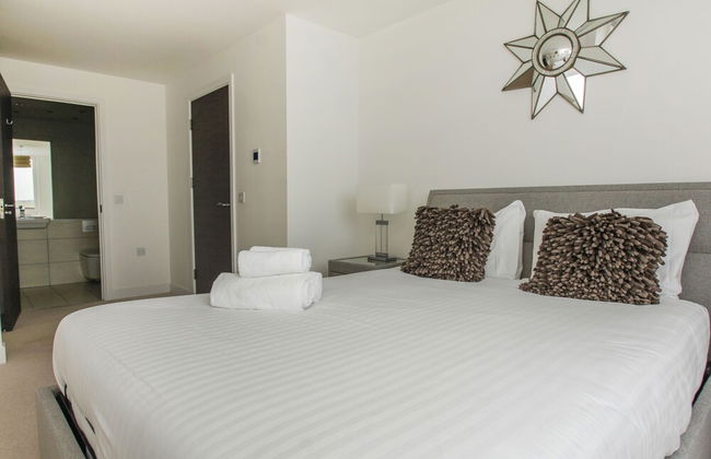 Orion Marina Sea View - Parking - by Brighton Holiday Lets - Foto 3