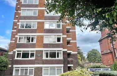 CENTRAL HOVE Large 2 bedroom Private residence with PARKING & BEACH HUT - Foto 12