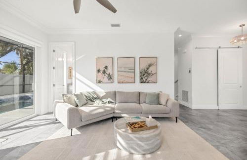 Ponce Inlet Surf Villa- Steps to beach with pool and spa! - Foto 29