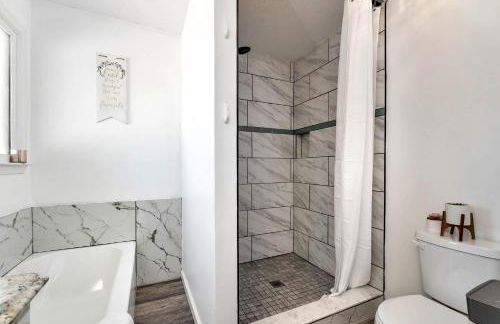 Spacious 5BR Family Retreat Near Mall of GA Sleeps 13 - Foto 20