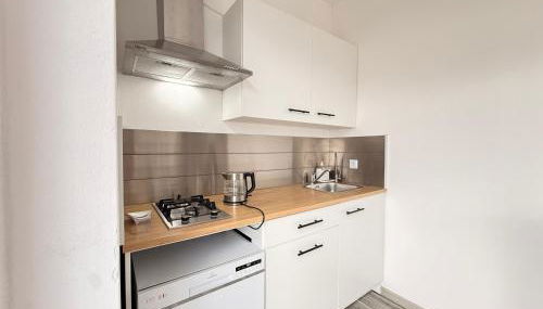 MXP Lakes 1BR Apartment - Casa Buda Maggiore, Direct Host - Foto 2, stove