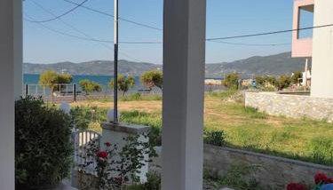 Modern house by the sea - Foto 4, Garden