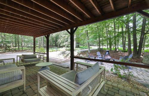 Serene Escape at Big Bass Lake & Pool Access - Foto 47