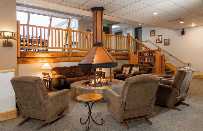 Legacy Vacation Resorts - Steamboat Hilltop - Photo 9