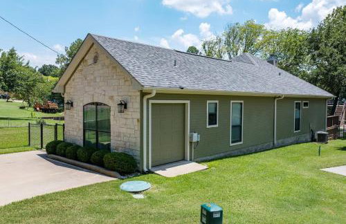 Lakeview Oasis with Patio, Dock & Black-stone Griddle - Foto 23