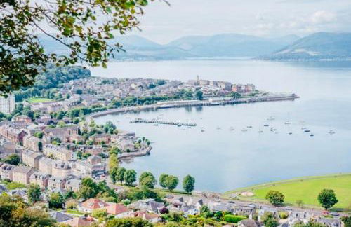 THE RESTING LION - Gourock Town Center Holiday Home Apartment - Foto 47