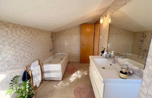 Villa Stone Pearl with heated swimming pool - Foto 38