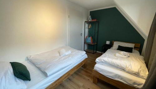 stylische Unterkunft für Firmen und Gruppen- Herzlich willkommen -Einzelbetten,Nahe Ulm, 3 Schlafzimmer - Foto 2, towels