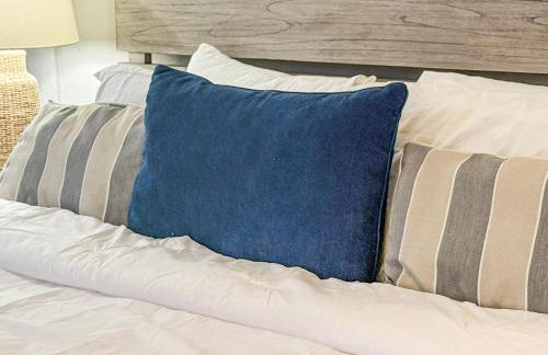 Lakefront Home-3BD25BADockGrillFirepitPool - Foto 55