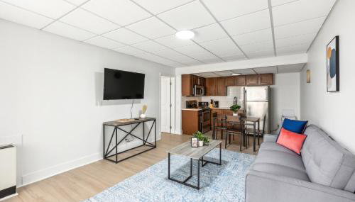 East 116 I Corporate 1Bd Suite in Rochester I Gym - Foto 4