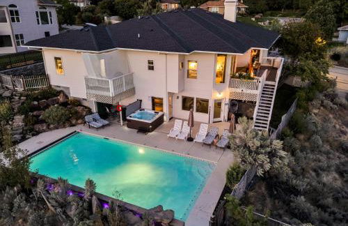 Epic Hillside Retreat Htd Pool HotTub Golf 4400sf - Foto 18