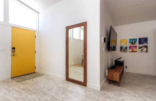 Mid-century Gem w Secret 4th Bedroom Near Downtown - Foto 71