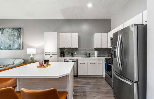 Penthouse Apt - PoolGymHotTubPkg - View! - Foto 10