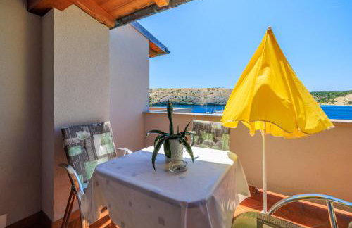 Apartments By the sea in Lopar - Photo 4