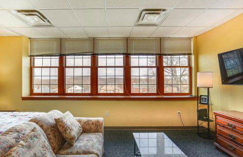 1 Mi to Allegheny River New Kensington Studio! - Foto 5