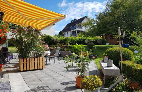 Hedasis Ferienwohnung mit Garten, 500 m vom Möhnesee - ruhig & modern - Foto 1