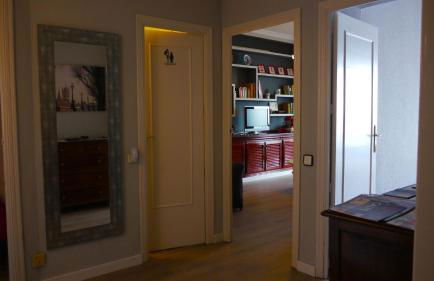 Apartment with Terrace and Sea View - Photo 35