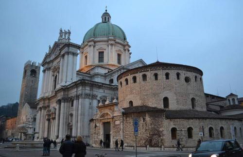 La marmotta gialla - apartment - lakes - mountains - Photo 10