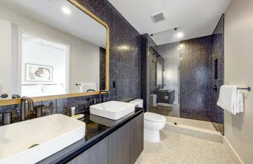 Luxe High Rise off of Rainey St - Foto 15