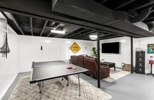 New! Cozy Mid Century Modern Oasis 3bd Home - Foto 22