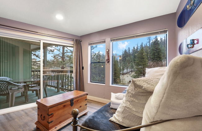 Ski In, Ski Out! 3 BDR Steps From Stagecoach Lift - Foto 15