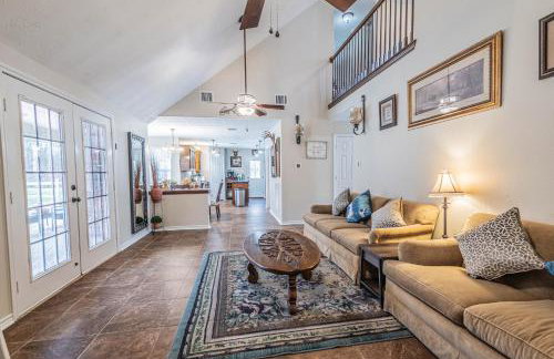 Country Getaway 4 Bedroom Resort in 10 Acre Lot - Foto 26