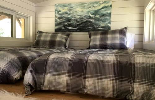 Glamping in North Carolina for Weekend Getaways near Asheville - Foto 4