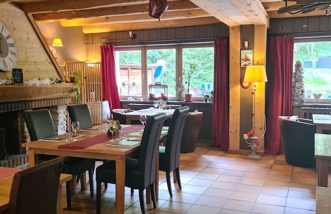 Hôtel Restaurant L'Adray - Foto 25