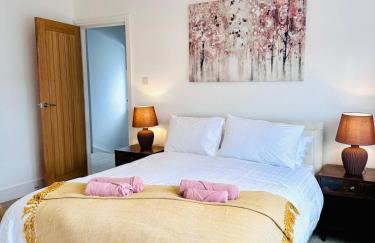 Serene Stays - Foto 35