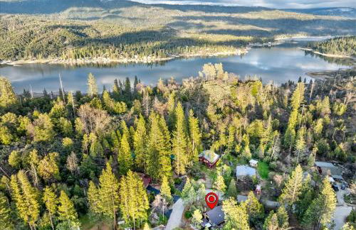 Bass Lake Chalet- A frame with hot tub/firepit - Foto 5