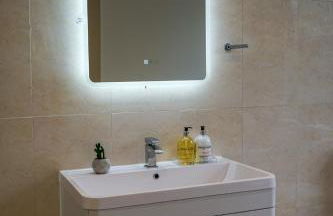 Luxury 5 Star apartments, Parking, Garden, near Metro Stations 10-15mins to London - Foto 33